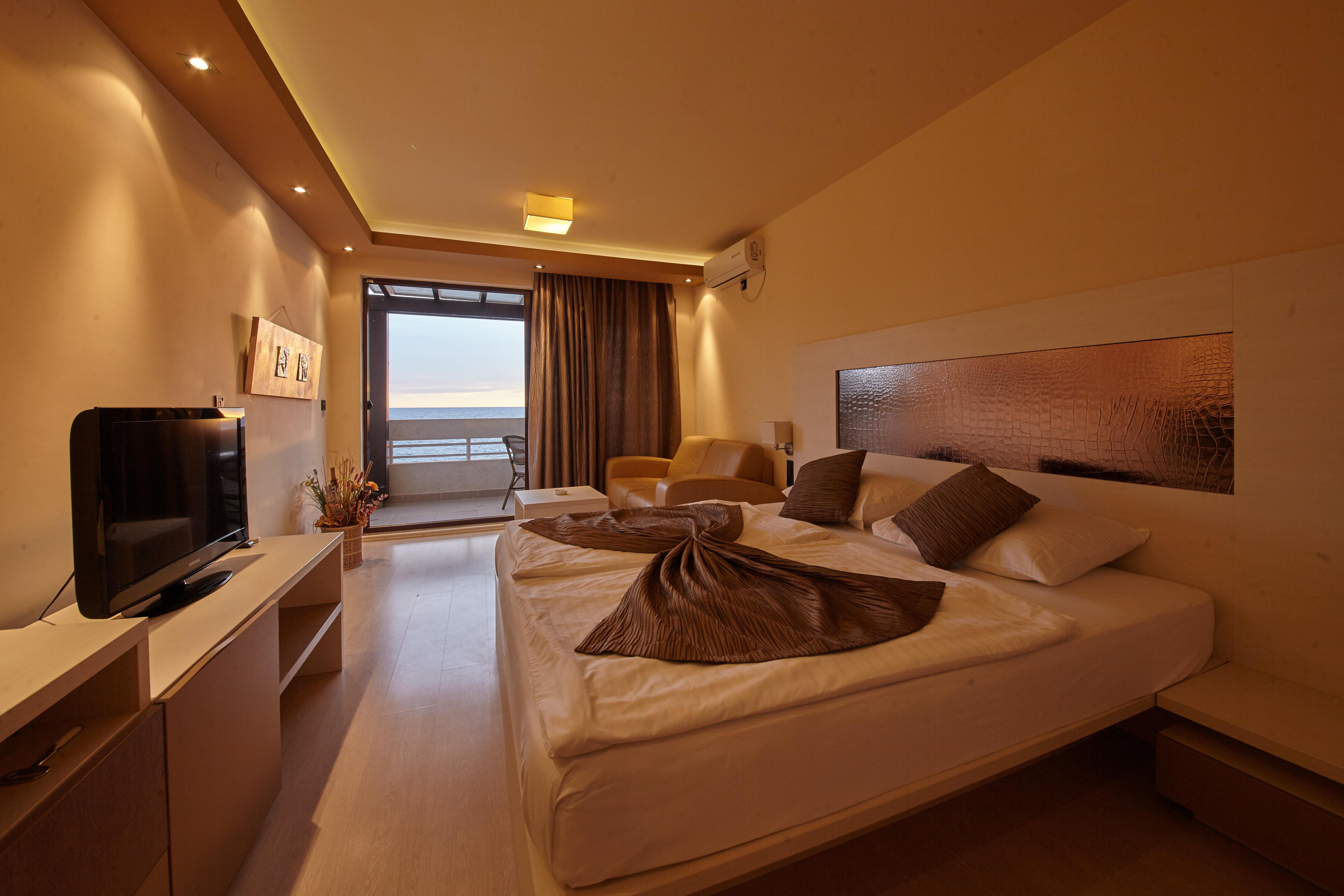 Ruza Vjetrova - Wind Rose Hotel Resort Dobra Voda Kültér fotó