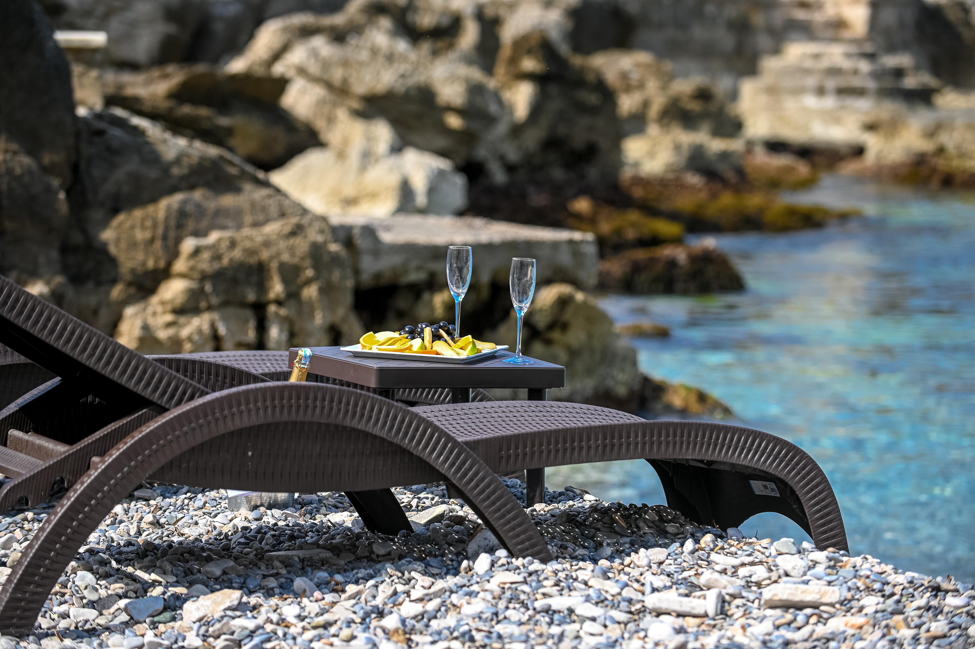 Ruza Vjetrova - Wind Rose Hotel Resort Dobra Voda Kültér fotó