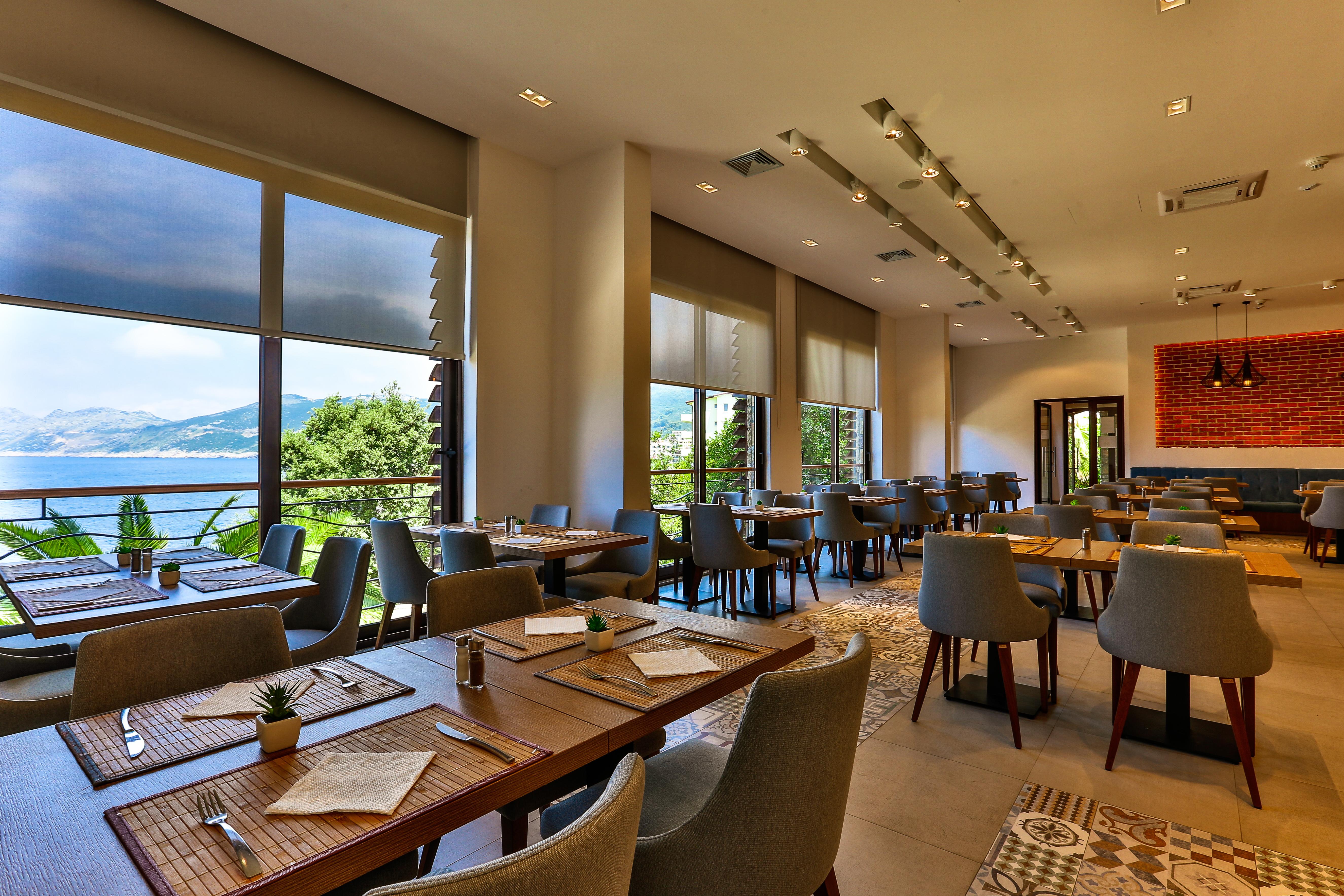 Ruza Vjetrova - Wind Rose Hotel Resort Dobra Voda Kültér fotó