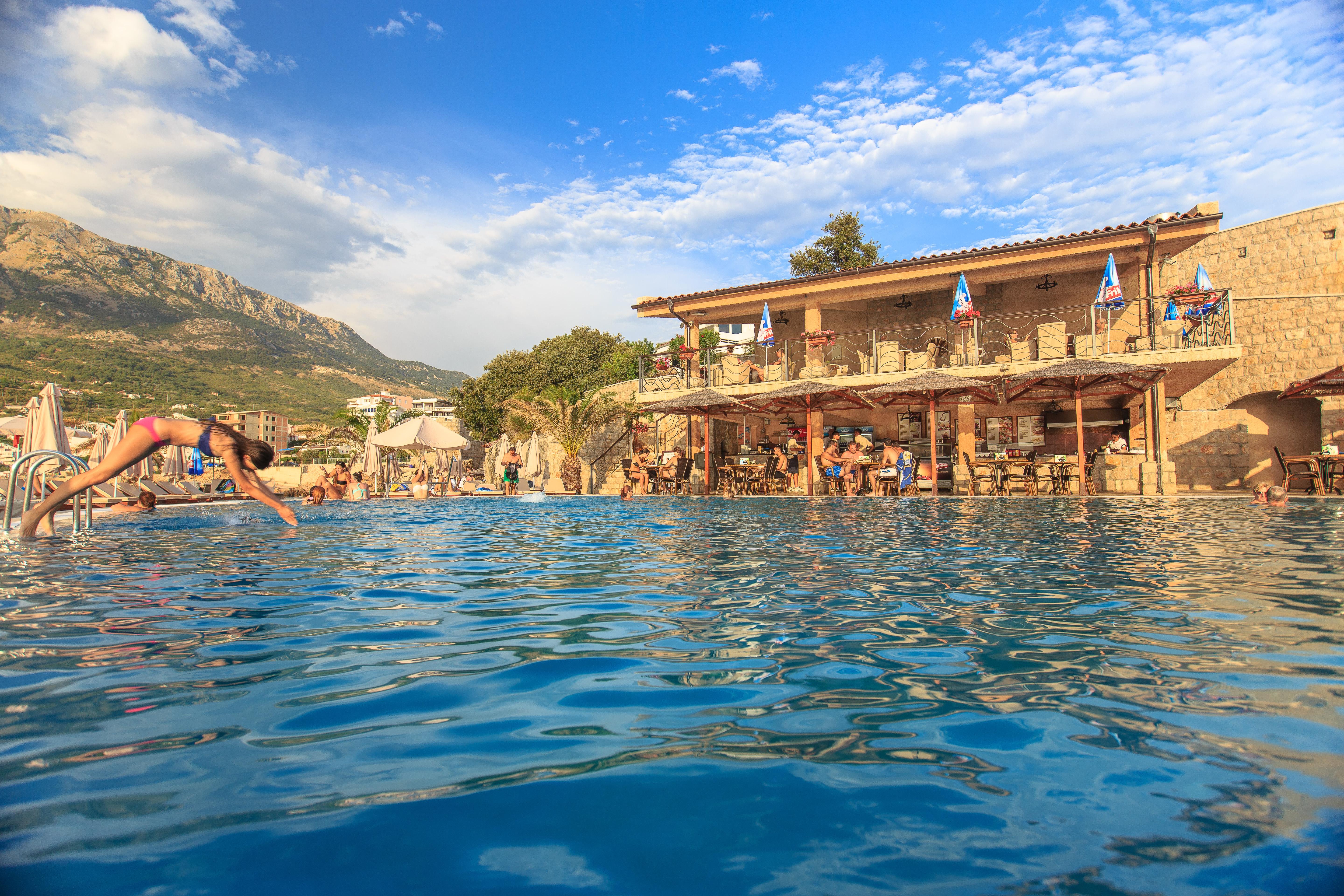 Ruza Vjetrova - Wind Rose Hotel Resort Dobra Voda Kültér fotó