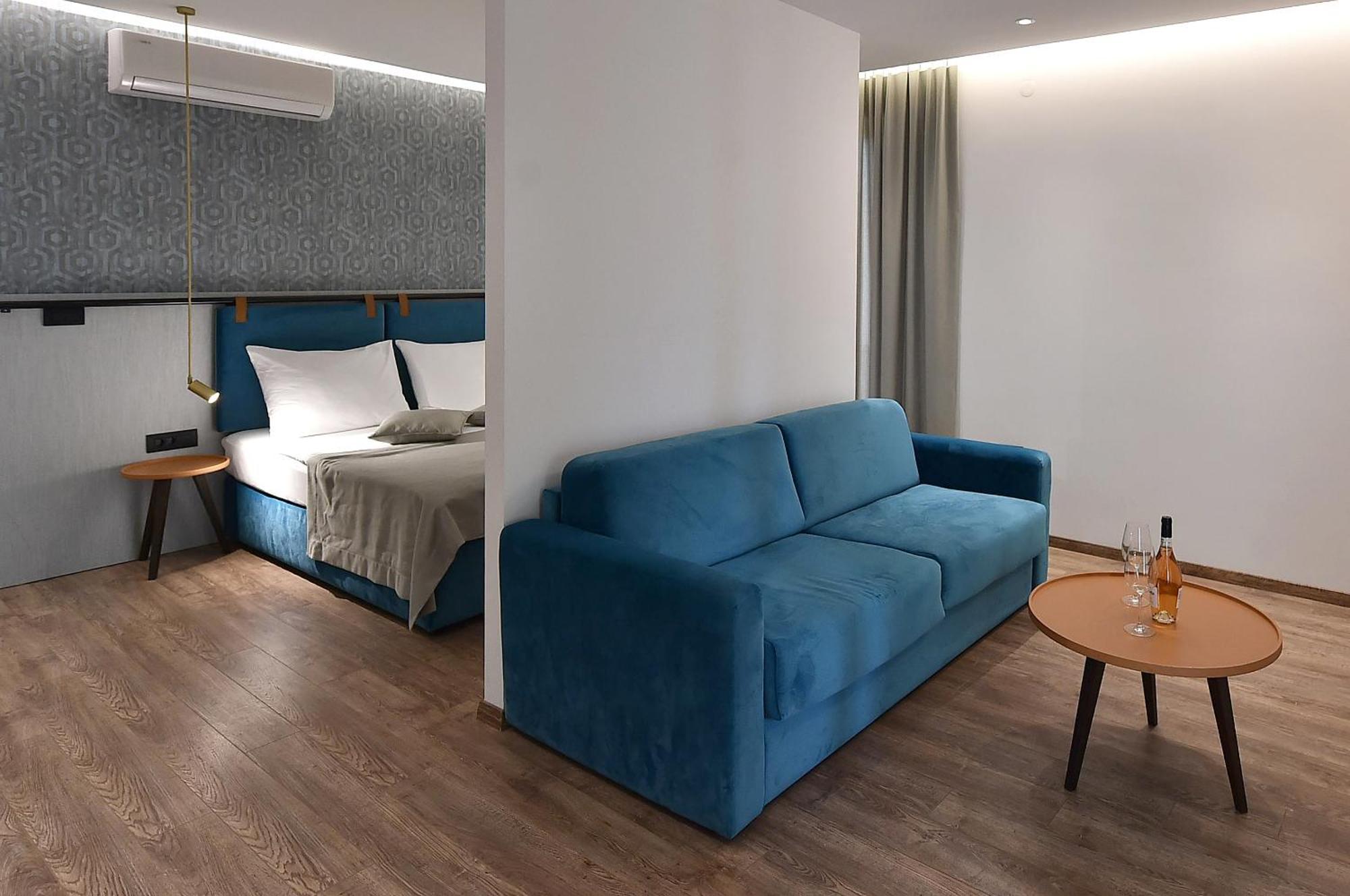 Ruza Vjetrova - Wind Rose Hotel Resort Dobra Voda Kültér fotó