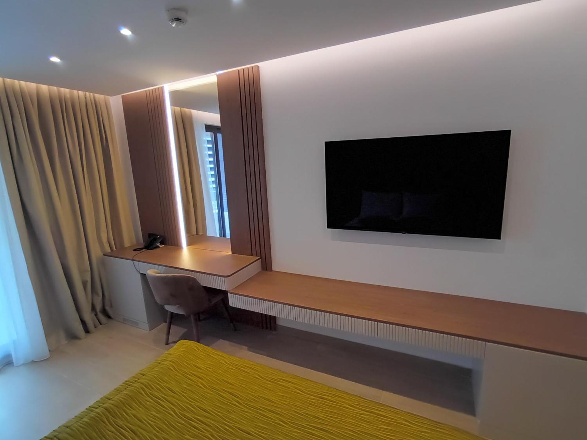 Ruza Vjetrova - Wind Rose Hotel Resort Dobra Voda Kültér fotó